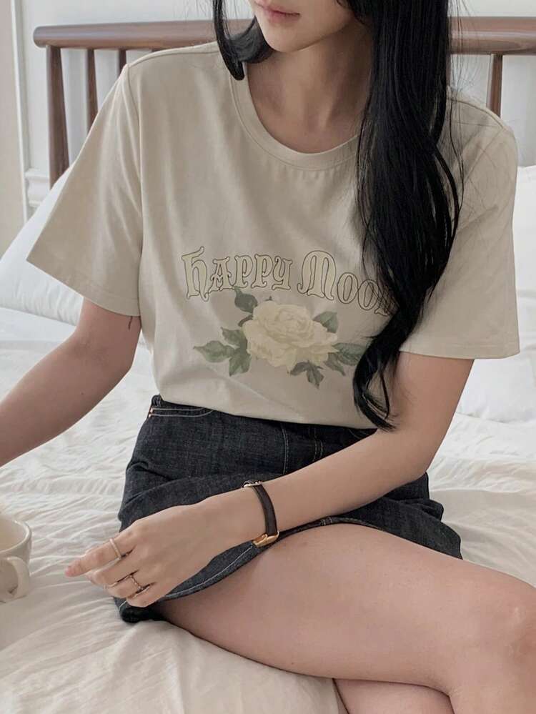 Spring & Summer Striped, Floral Print, Loose Fit, Business Casual Office Wear Women T-Shirt Graphic Tees Women