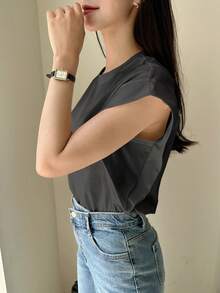 DAZY Women's Round Neck Batwing Short Sleeve T-Shirt - Dark Grey - View 5