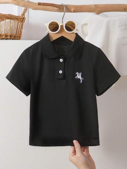 SHEIN 1 pieza Polo negro para niños, camisa polo de manga corta con bordado de diseño casual de verano, adecuado para vacaciones, escuela y uso diario en verano