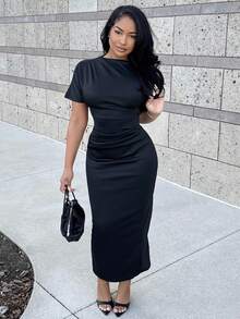 Alexandranx 全新纯色百搭优雅知性简约办公室通勤褶饰宽松上衣紧身修身超长短袖连衣裙 - 黑色 - 查看 1