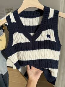 Comfortcana Plus Size Striped Contrast Color Twist Knit Embroidered Sleeveless Cropped Tank Top - Blue - View 9