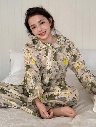 Dazy Kids 少女碎花睡衣套装，包括彼得潘领上衣和裤子