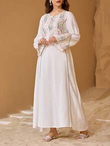 Al Najma Đầm xòe kiểu Ả Rập, cổ tròn, tay chuông, viền xòe rộng, thêu và đính sequin nhiều màu sắc. - trắng - Xem 8