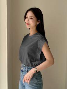 DAZY Women's Round Neck Batwing Short Sleeve T-Shirt - Dark Grey - View 7