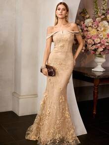 MOTF Soiréza 春夏高端3D立体花卉缎面拼接露肩礼服 - 卡其色 - 查看 7