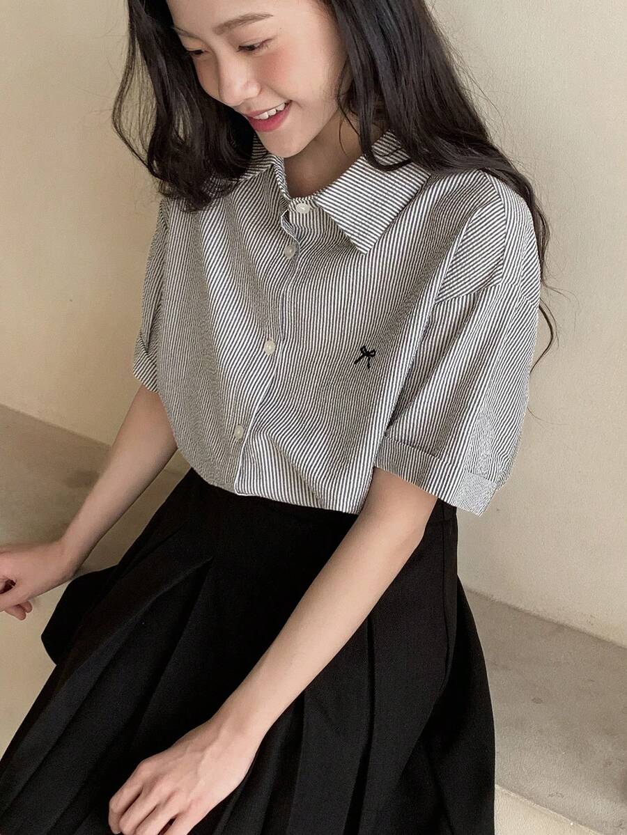 Dazy Kids Teen Girl Bow Striped Short Sleeve Button-Up Casual Shirt - Grey - View 1