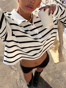 Muchica 女士黑白条纹针织 Polo 领卫衣，饰有骑士图案 - 黑與白 - 查看 7