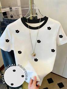 Resyla Women's Digital Print Fitted Short Sleeve T-Shirt - White - View 5