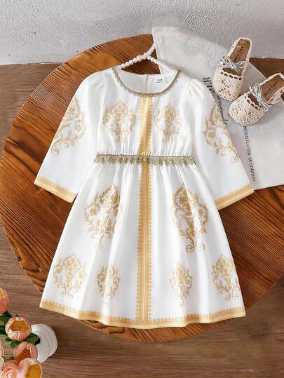 SHEIN Rund halsringad långärmad klänning för babyflickor, vit bas med gyllene blommönster, krage och midja med volangkant, elegant och moderiktig, lämplig för sommarutflykter, festlig klänning för vår/höst