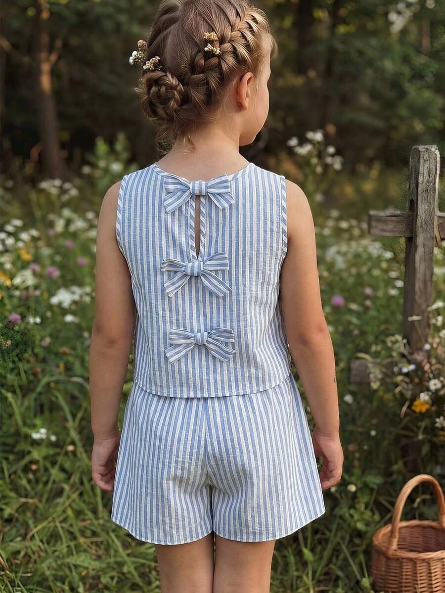 SHEIN 两件套少女休闲日常蓝色条纹蝴蝶结露背背心和短裤套装 - 藍色 - 查看 1