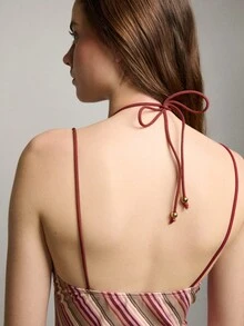 Nöista Đầm slip kẻ sọc vải chéo có thiết kế xẻ tà hình giọt nước và chân váy chữ A kẻ sọc chéo. Chất vải mềm mại, thích hợp cho các dịp lễ hội, nghỉ dưỡng và những buổi tiệc mùa xuân hè. - màu nâu - Xem 5