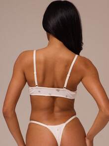 MUSERA ESSENTIALS 镂空花边交叉前襟碎花印花可调节肩带文胸搭配高腰丁字裤两件套，可爱性感家居睡衣少女春季必备单品 - 彩色 - 查看 4