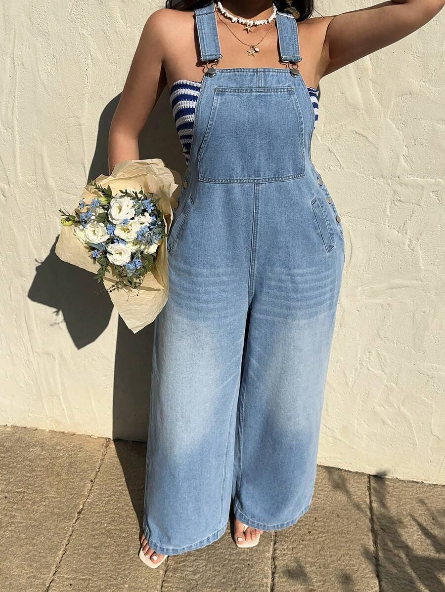 Sunnyshic Bộ áo liền quần denim cạp cao ôm dáng dành cho nữ cỡ lớn, kiểu quần yếm ống đứng rộng rãi thoải mái phong cách cao bồi mùa hè. - Rửa nhẹ - Xem 1