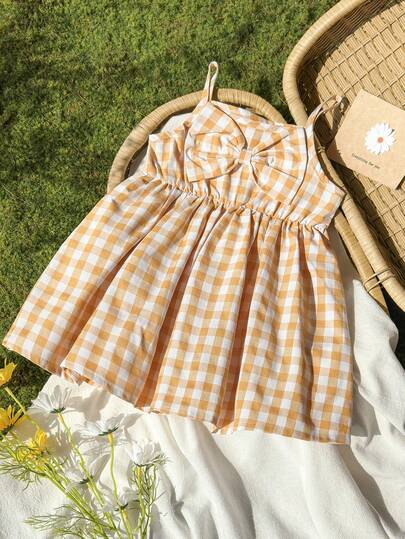 SHEIN Vintaside Kids 女童时尚优雅可爱休闲纯红色无袖中长连衣裙，舒适梭织面料，饰有3D超大蝴蝶结，春夏新品，适合生日派对、日常穿着、户外活动和度假。