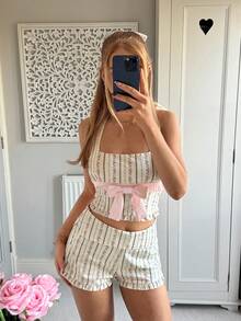 CovetEZ 女士休闲度假风碎花撞色蝴蝶结露脐吊带上衣和短裤两件套 - 粉色 - 查看 3