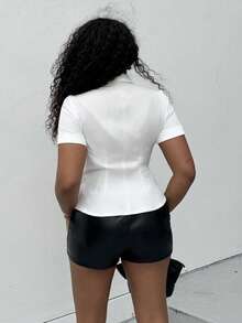 Alexandranx 素色褶邊前紐扣襯衫 - 白色 - 查看 2