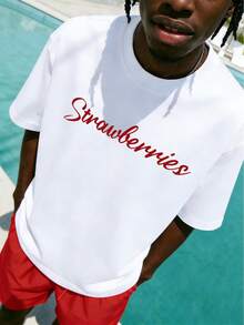 Manfinity RSRT 男士休闲草莓印花宽松落肩T恤，时尚百搭，适合度假、日常通勤和街头风格 - 白色 - 查看 7