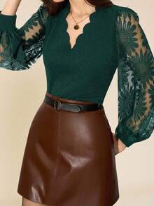 Amorya Blusa feminina elegante com decote em V, bordado de conchas e detalhes em renda, modelagem slim, ideal para o outono. - Verde escuro - Ver 5