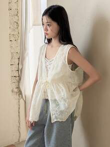 Dazy Kids 少女花卉刺绣前系带无袖宽松上衣 - 杏色 - 查看 8