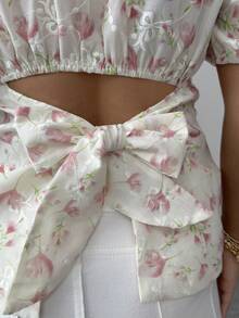 SHEIN Raffinéa 时尚优雅女士上衣，刺绣印花面料，镂空后背蝴蝶结设计，通勤必备，时尚别致。 - 彩色 - 查看 5