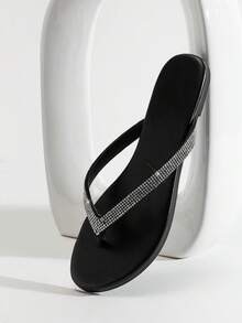 Solezae Women's Round Toe T Strap Flip Flops Thong Pool Flat Sandals - Black - View 1