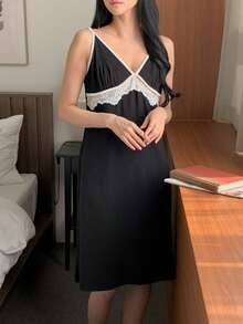 DAZY Contrast Color Lace Patchwork Camisole Waist Women Nightgown - Black - View 8