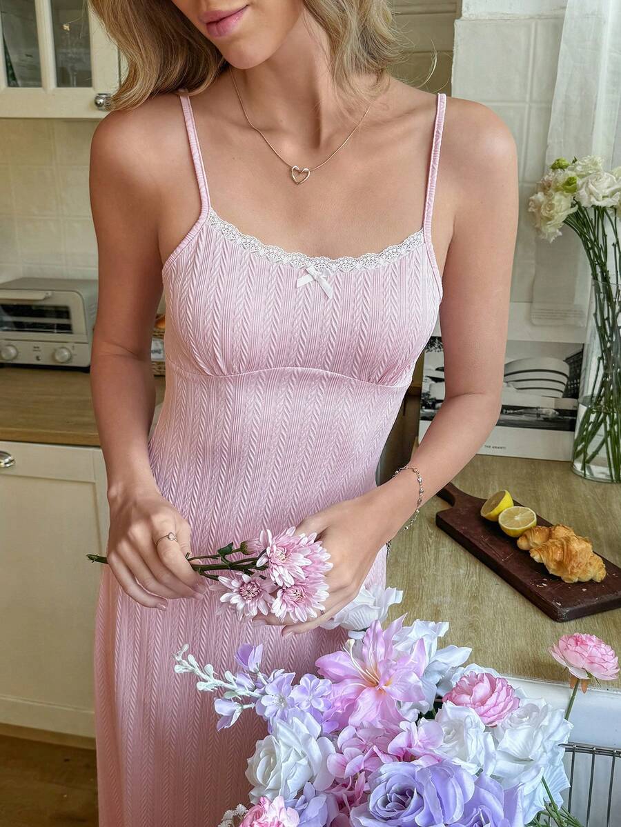 SHEIN 女士休闲蕾丝拼接吊带针织提花A字睡裙 - 淺粉色 - 查看 1