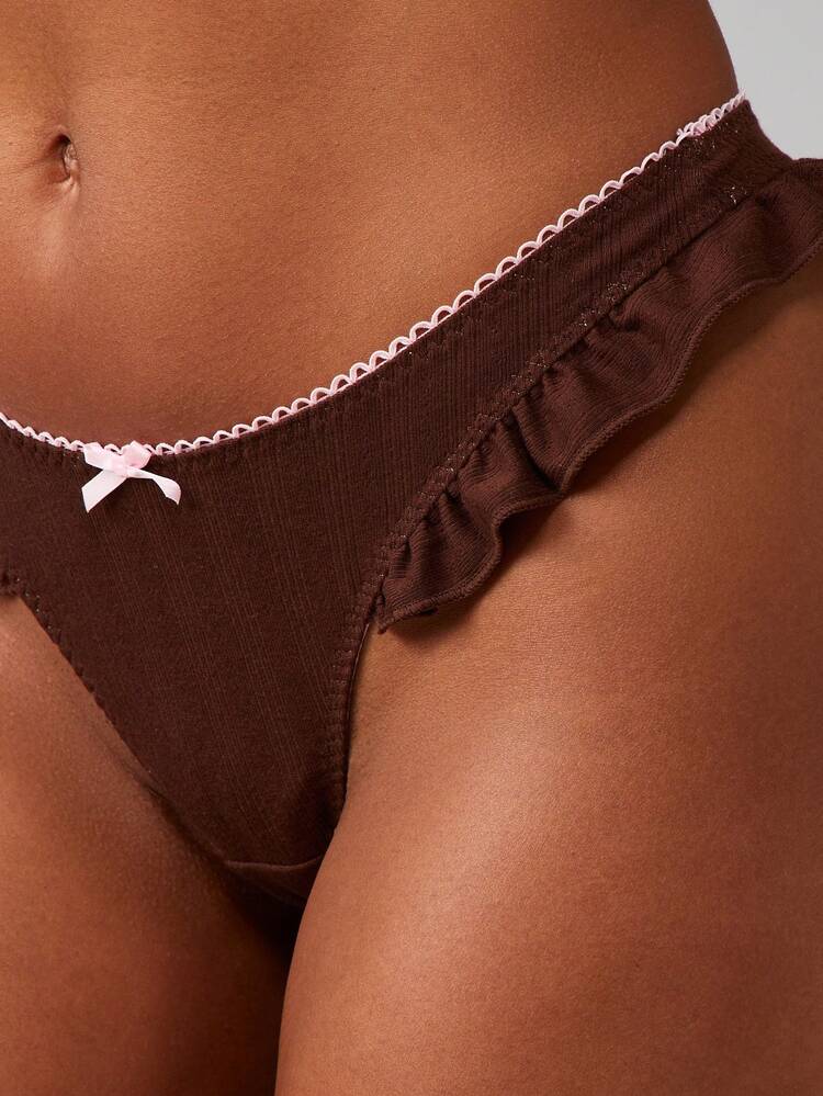 MISSGUIDED Conjunto de lencería con sujetador tipo bralette y tanga con detalles de ribetes en contraste