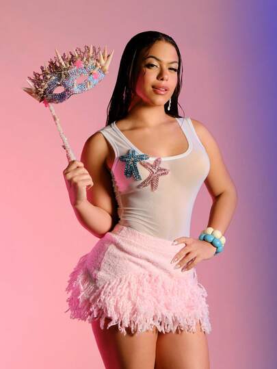 SHEIN x Eduarda Gutierrez MUSERA Regata com Detalhes de Lantejoulas em Formato de Estrela-do-Mar, Ideal para Festivais, Férias, Viagens, Elegante e Charmosa, Perfeita para Sair, Primavera e Verão