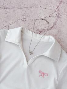 SHEIN 少女休闲日常时尚白色粉色蝴蝶结刺绣装饰翻领半开襟褶皱腰部T恤 - 黑與白 - 查看 3