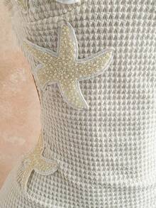 Soleia 女士性感时尚露背迷你连衣裙，饰有3D海星图案 - 白色 - 查看 6