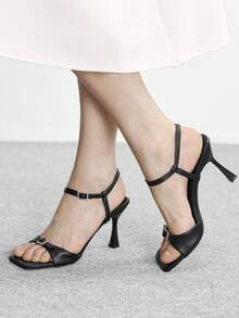 CUCCOO BIZCHIC Sandal Wanita Seksi Hak Kitten dengan Tali Silang dan Gesper, Musim Panas - Hitam - View 5