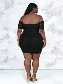 CurvyTilda 加露肩褶饰荷叶边修身连衣裙，女士生日礼服 - 黑色 - 查看 2