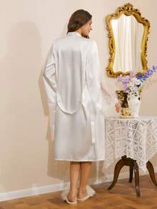 Côtesoire 优雅法式浪漫缎面蕾丝拼接吊带背心和长袖睡袍，女士睡衣套装 - 白色 - 查看 2