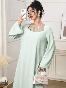 Al Najma 女士优雅撞色蕾丝珍珠装饰镂空喇叭袖宽松土耳其长裙 - 薄荷綠 - 查看 6