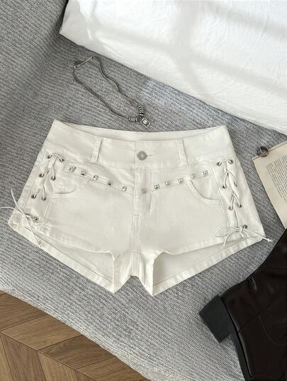 Elamini 女士Y2K时尚金属铆钉装饰系带白色牛仔短裤，夏季