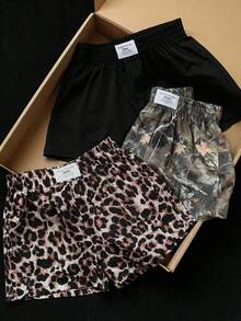 Comfortcana 3件套女士夏季休闲时尚街头通勤短裤，饰有贴布装饰，纯色、豹纹和满版树木印花宽松短裤 - 彩色 - 查看 3