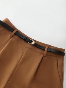 SHEIN Franclia 优雅刺绣短袖上衣搭配棕色腰带装饰阔腿短裤两件套，适合日常穿着和通勤，女士春夏款。 - 棕色 - 查看 7