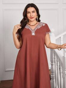 Al Najma Plus Size Solid Color Short Sleeve Embroidered Textured Fabric Casual Turkish Maxi Dress, Arabic Traditional Style - Rust Brown - View 6