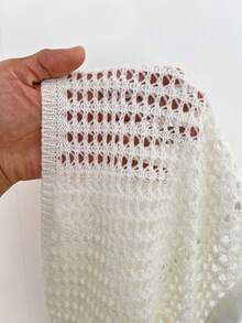 Sunnyshic 大码女式纯色落肩长袖镂空钩针图案休闲短款毛衣和针织短裤两件套，适合春、夏、秋季穿着，非常适合海滩度假，是完美的礼物之选。 - 白色 - 查看 7