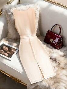 SHEIN Franclia 女士无袖缎面束腰连衣裙，轻盈奢华优雅修身鸡尾酒会礼服，女士腰部金属元素连衣裙 - 香檳色 - 查看 2