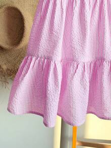 SHEIN 女童彩色花卉丝带拼接条纹A字连衣裙，适合日常休闲和节日场合 - 粉色 - 查看 3