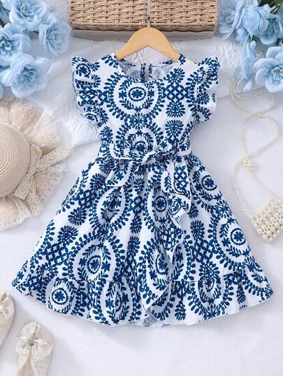SHEIN 女童蓝色碎花荷叶边连衣裙：方领，腰带设计，休闲日常/周末穿着，舒适棉质面料，可爱荷叶边下摆，适合玩耍和家庭聚会（尺码 100）