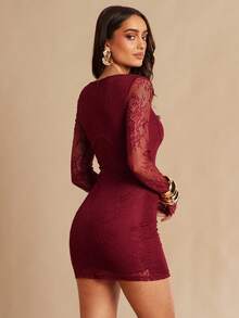 Silquee فستان طويل أنيق للنساء مع تصميم من الدانتيل والتطريز على الخصر، مناسب للحفلات والمناسبات والمواعيد والحفلات الزفاف وحفلات الشاطئ - عنابي اللون - مشاهدة 2