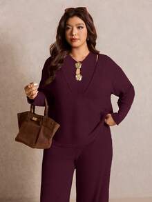 Elaquor Set Atasan Tanpa Lengan dan Celana Panjang Elegan Ukuran Plus untuk Komuter dengan Dekorasi Metal - Burgundy - View 7