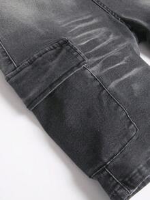 SHEIN Teen Boy Fashion Homecoming Streetwear Mix And Match Versatile Design Y2k Vintage Cool Street Comfortable Pocket Design And Gradient Street Fashion Design Tight Denim Shorts For Teen Boy Clothes Teen Boy Dailywear And Teen Boy Spring To Summer Rave Outfits Festival And Outfits Streetwear Clothes Homecoming - Grey - View 6