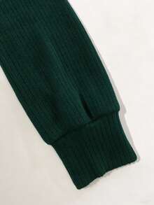 Franclia 女士法式V领针织连衣裙，收腰喇叭裙摆，优雅温柔，适合派对和约会。 - 墨綠色 - 查看 4