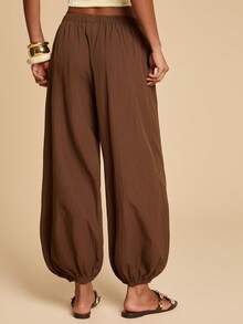 Travachic Quần dài đến mắt cá chân nữ màu trơn, chất liệu vải dệt họa tiết, cạp chun, thích hợp cho kỳ nghỉ xuân, tiệc tùng, đi biển, mùa xuân, ngày Valentine, quà Valentine cho nữ, trang phục lễ hội, thanh lịch, họa tiết hoa, lễ hội, từ xuân sang hè, tiệc tùng, quần mùa hè, quần ngày Valentine, quần dự đám cưới cho nữ, quần sinh nhật, quần dự tiệc, quần thanh lịch cho nữ, quần mùa hè, trang phục lễ hội, quần kiểu Mexico, quần boho cho nữ, quần phồng. - Cà phê nâu - Xem 2