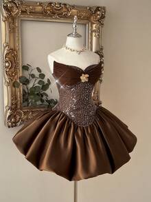 Đầm dạ hội ngắn maxi sang trọng, màu nâu nhạt, chất liệu satin thêu sequin, phối nhiều mảnh vải, trang trí hoa kim loại thủ công, kiểu corset, 2 trong 1 dành cho nữ. - Cà phê nâu - Xem 4
