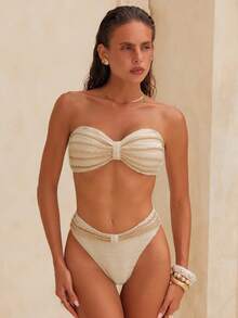 Swim Chiccia Bộ đồ bơi 2 món gồm áo tankini và quần tam giác, phối màu tương phản thanh lịch, chất liệu vải đặc biệt với họa tiết sóng, dây xoắn. - Màu be - Xem 3